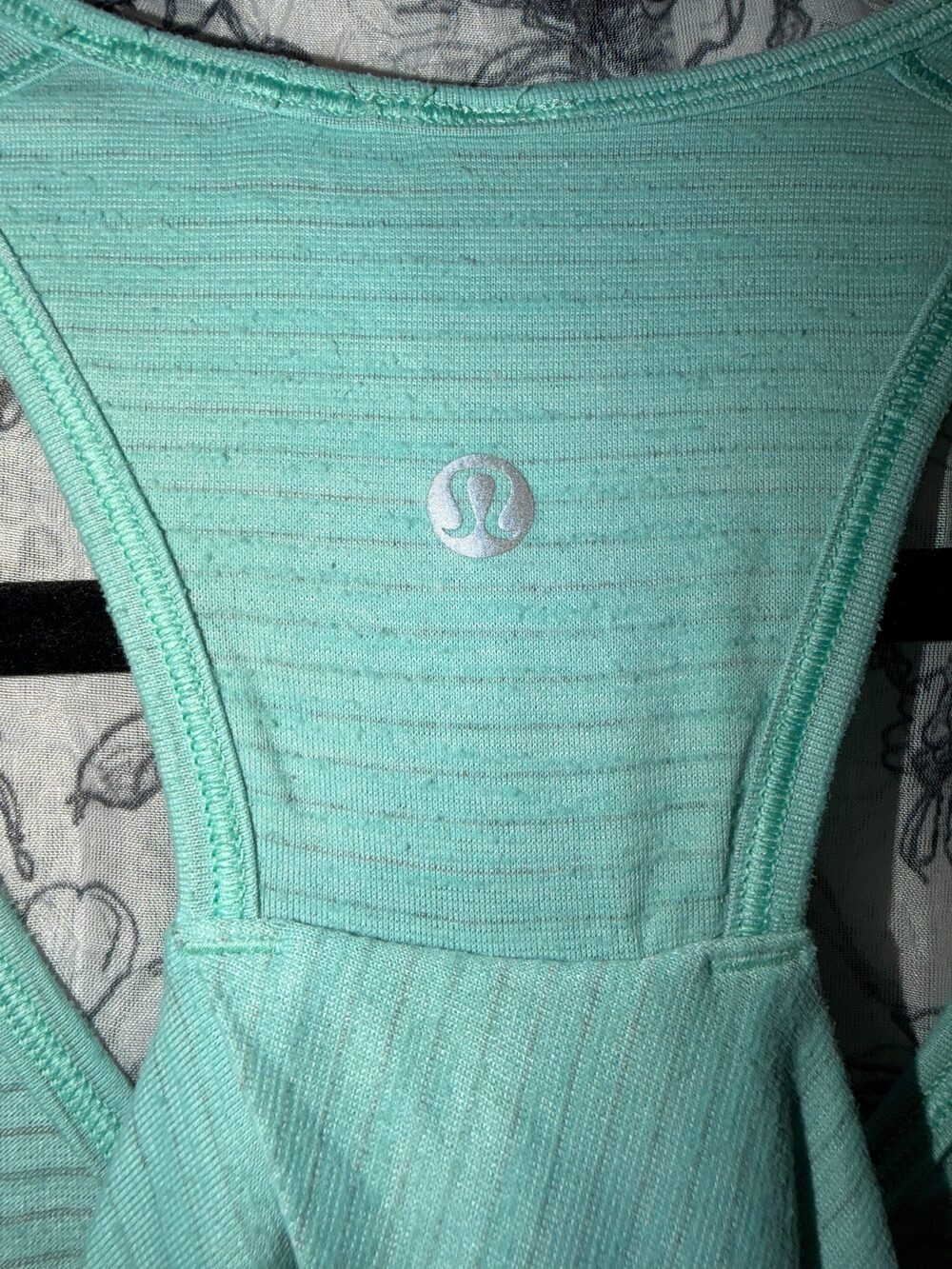 💙 Lululemon Flowy Striped Tank 💙 - Picture 3 of 3